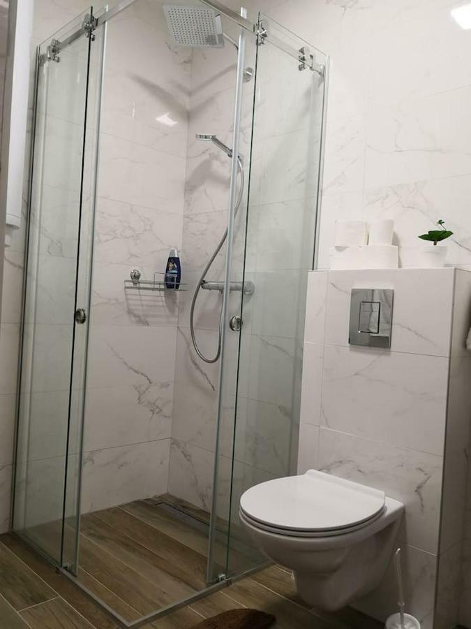 Vasa Central Studio Novi Sad Esterno foto